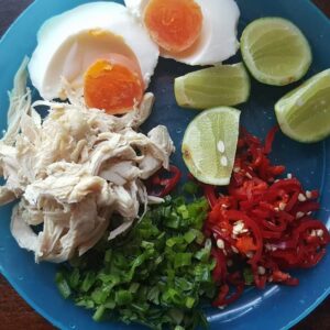Resepi Bubur Ayam Telur Masin Paling Sedap. Boleh buat bekal anak