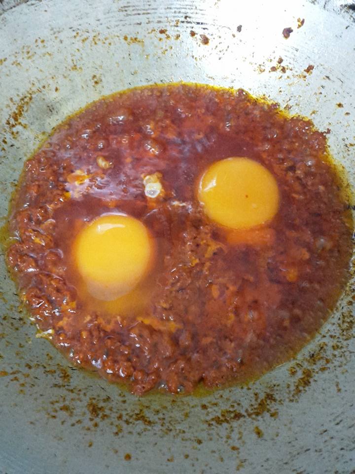 Sambal telur pecah resepi