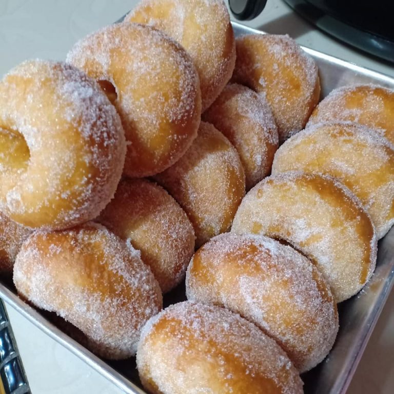 Resepi Lengkap Untuk Membuat Donut Kampung Yang Gebu Dan Konfem Lembut ...