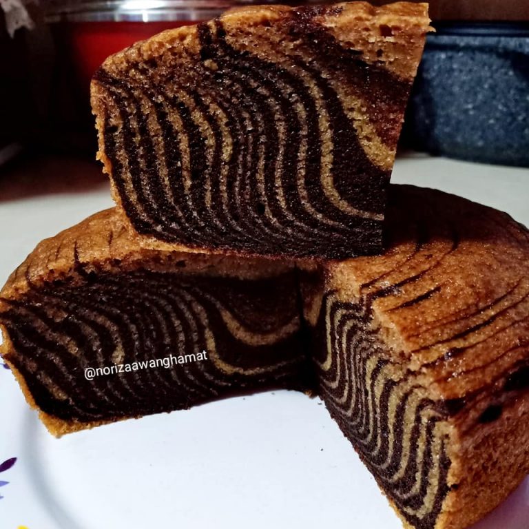 Cara membuat Kek Pisang Coklat Kukus yang gebu teramat ...