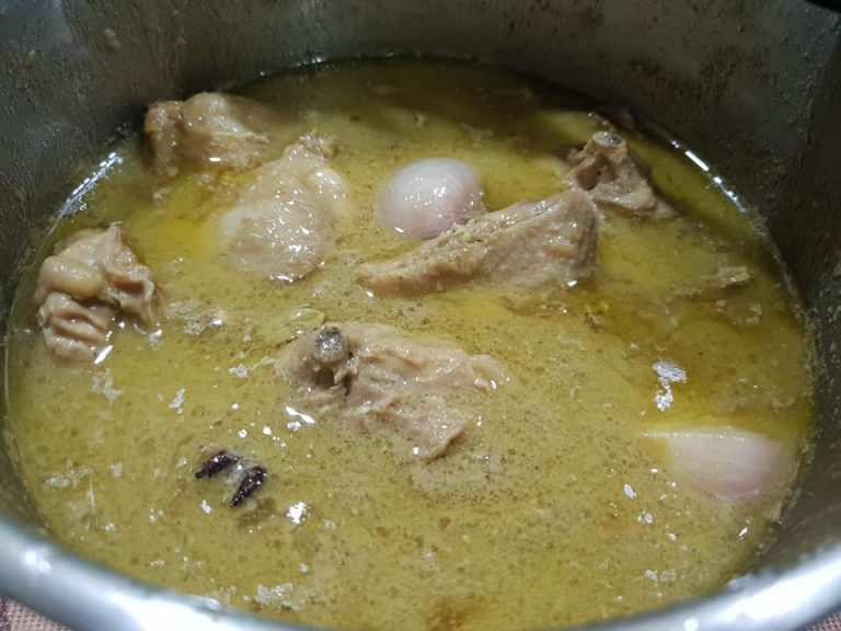 Cara untuk membuat Ayam Masak Kurma. Menu yang paling laku dan disukai