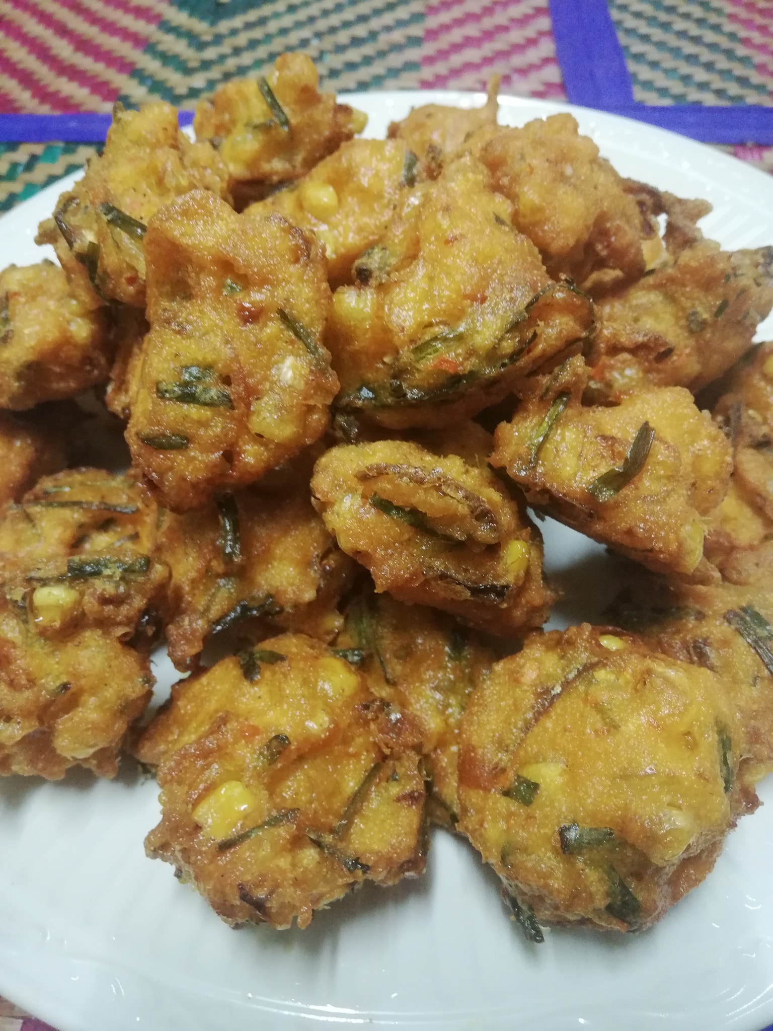 Cara Serta Petua Untuk Membuat Cucur Jagung Yang Rangup Di Luar Dan